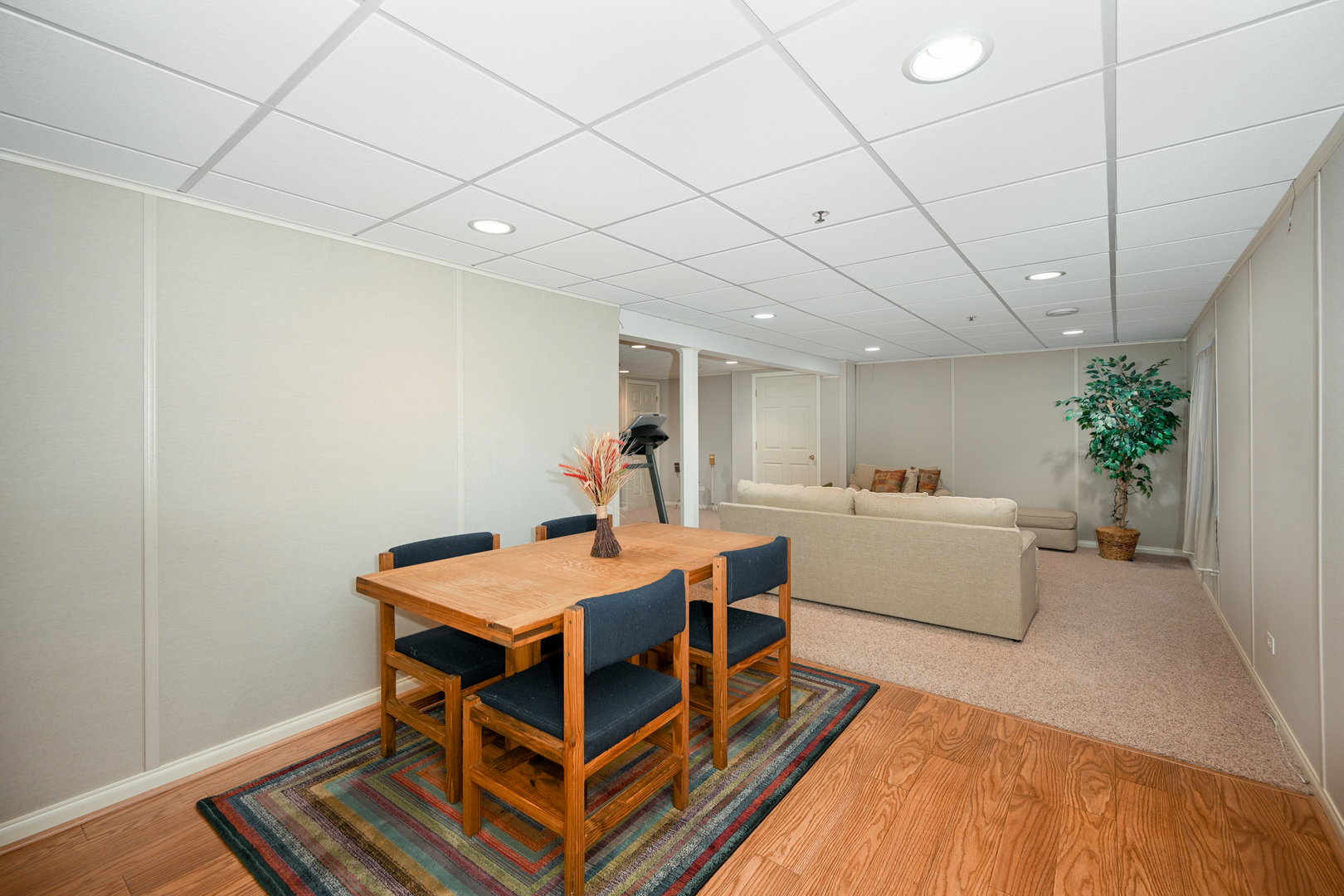 6113 HALLORAN Lane Unit: 0