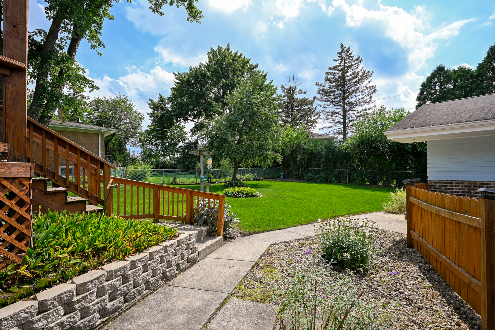 620 Pinecroft Drive
