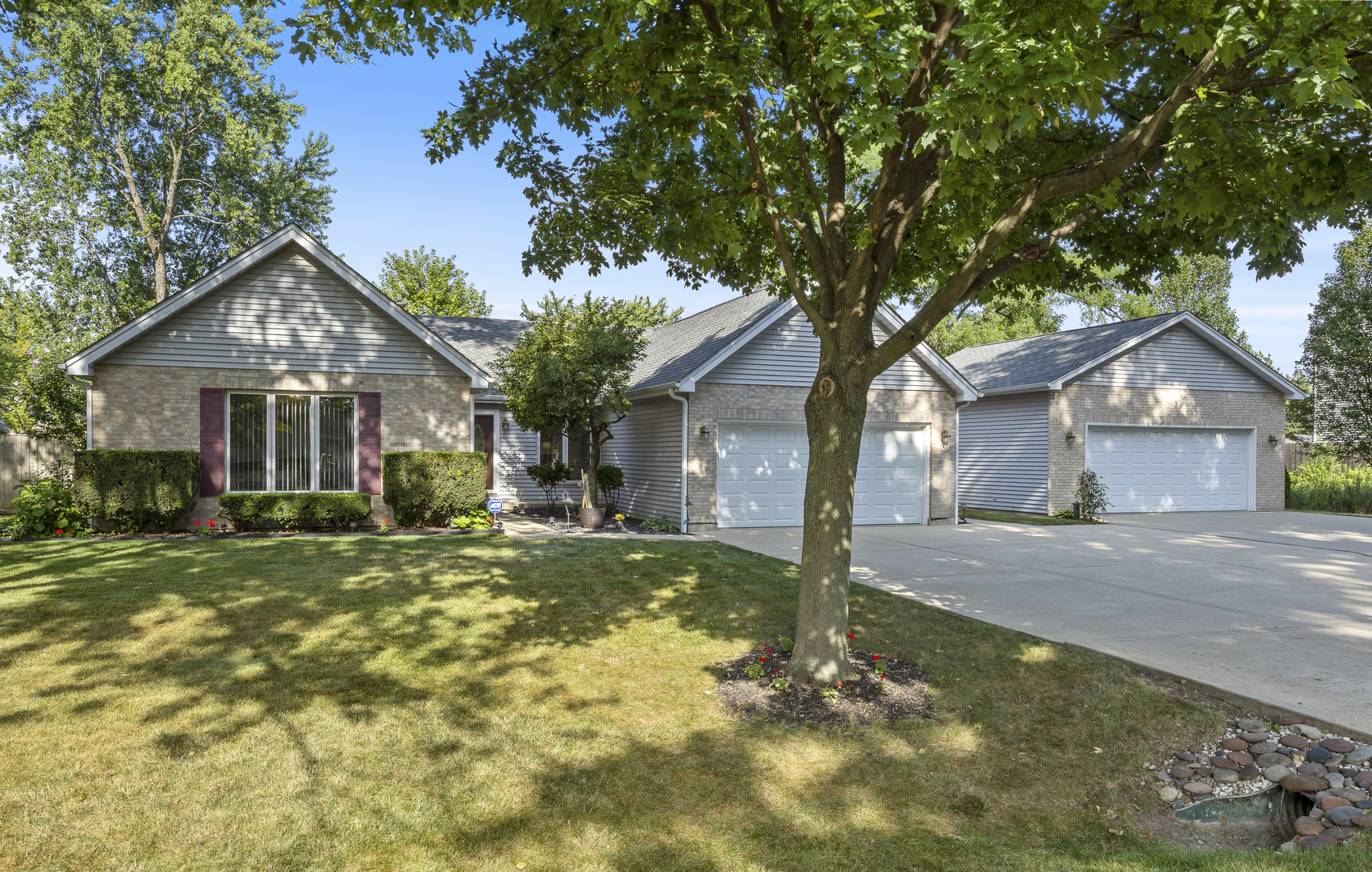 1N120 Darling Street