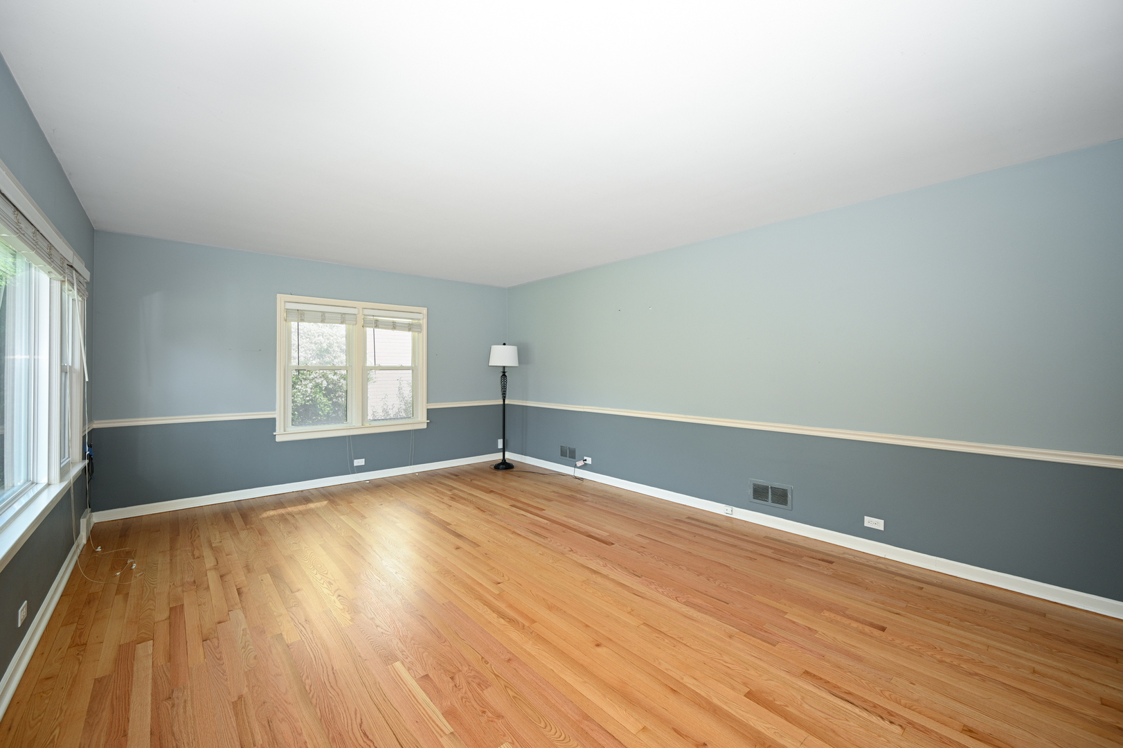 325 N Highview Avenue