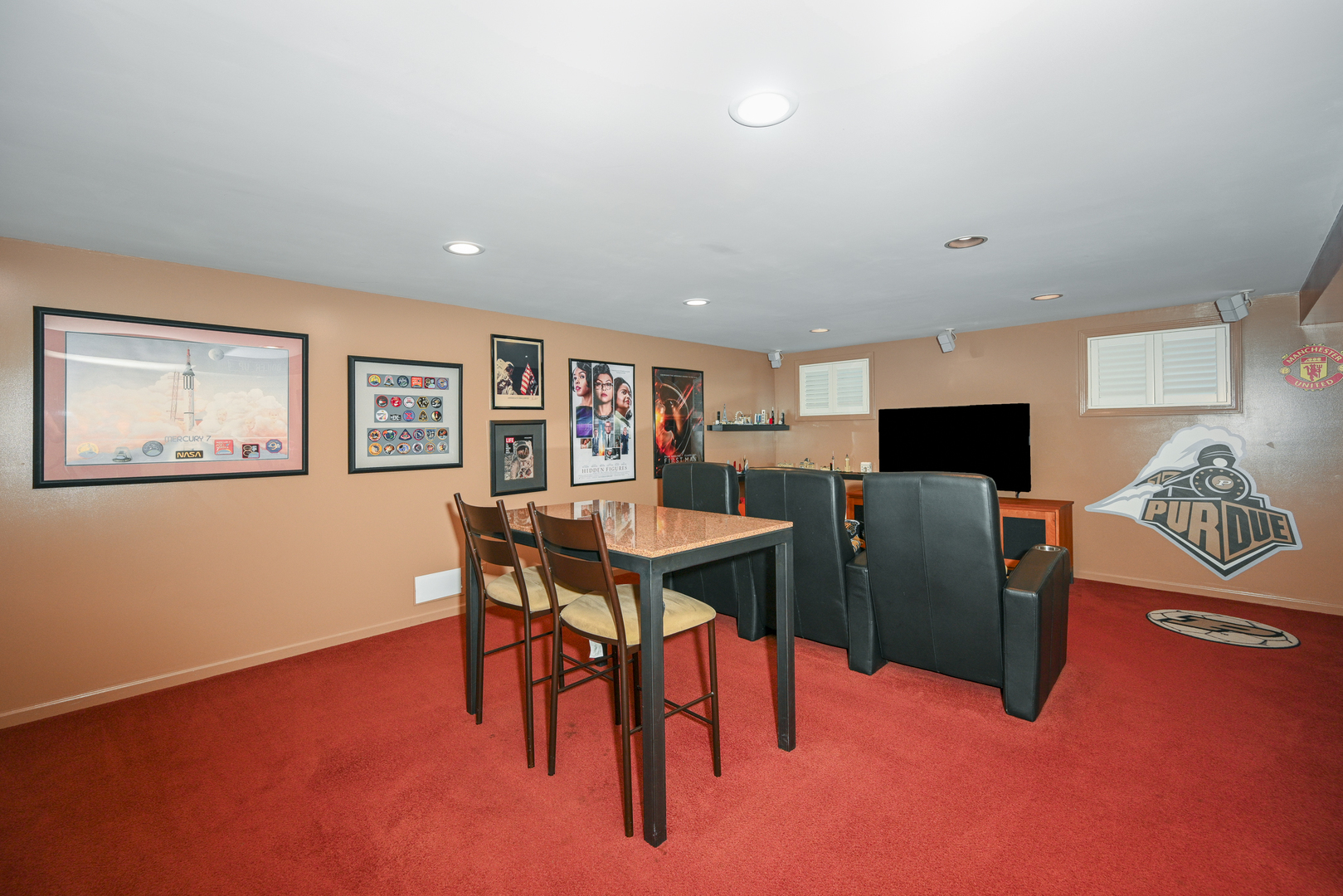 187 E Thompson Drive