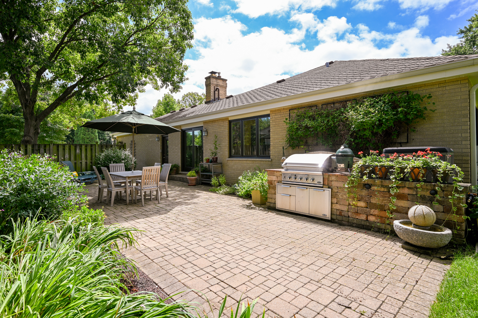 187 E Thompson Drive