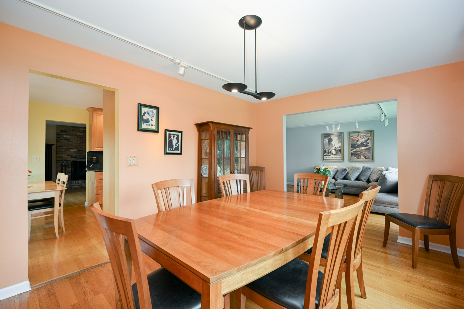 187 E Thompson Drive