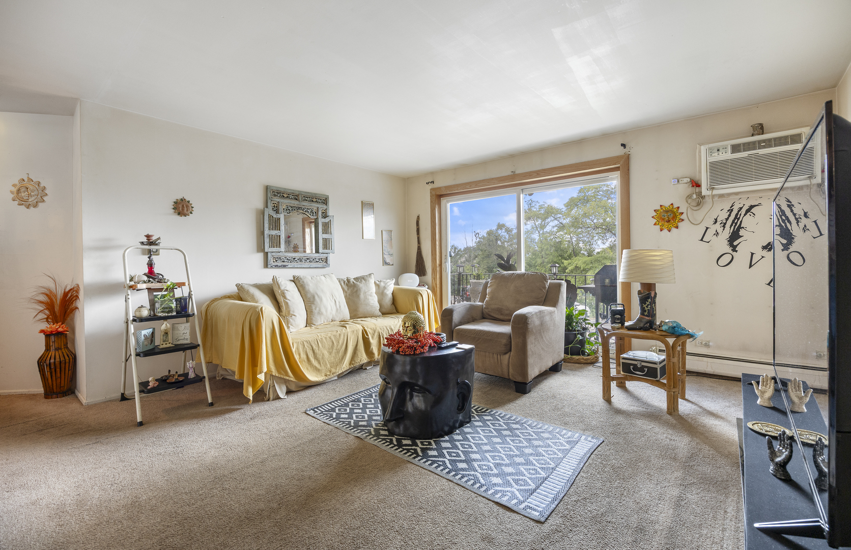 215 S Hale Street Unit: 7C