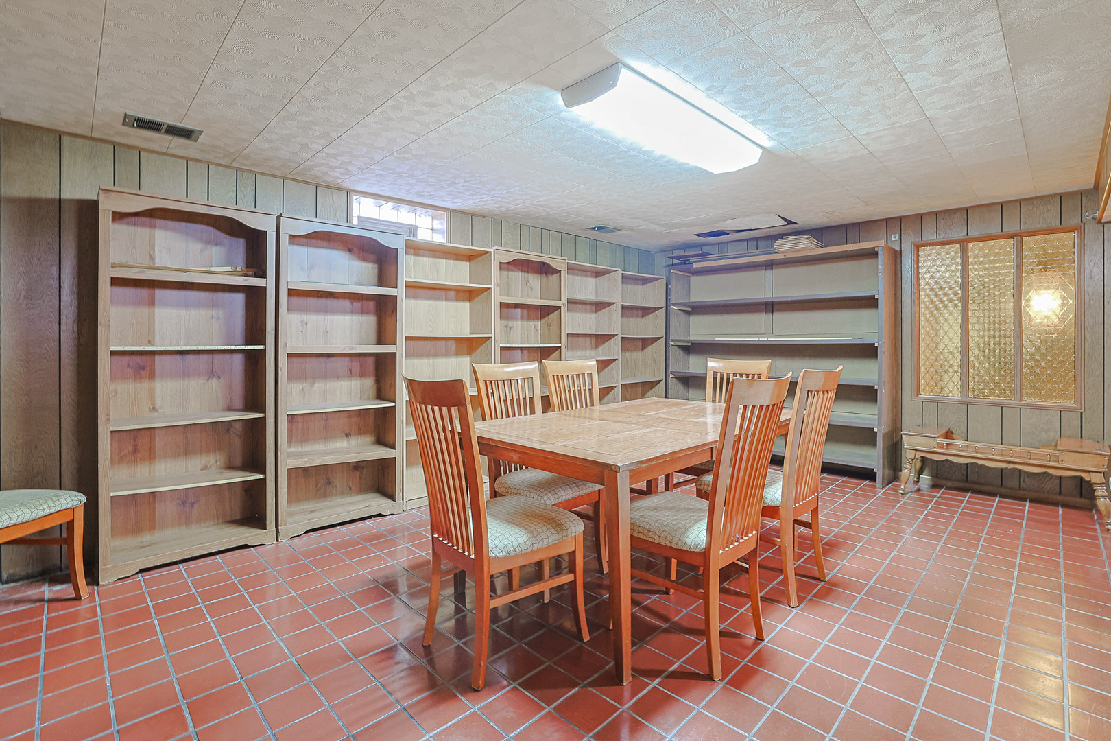 1413 Highridge Parkway