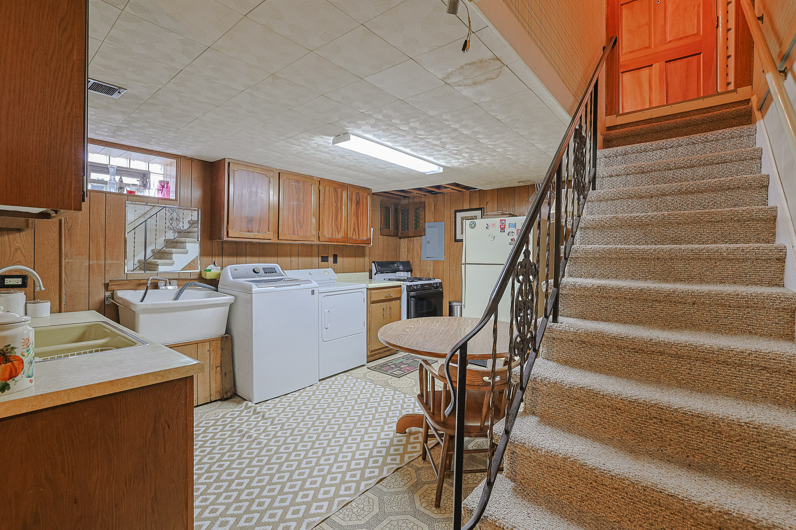 1413 Highridge Parkway