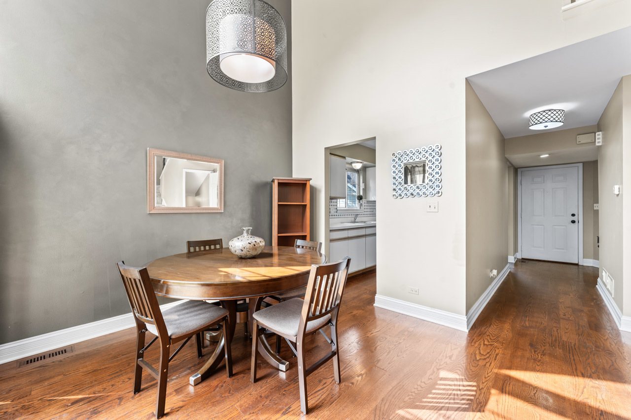 615 Kingsbridge Drive