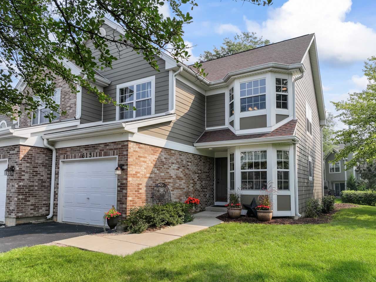 615 Kingsbridge Drive