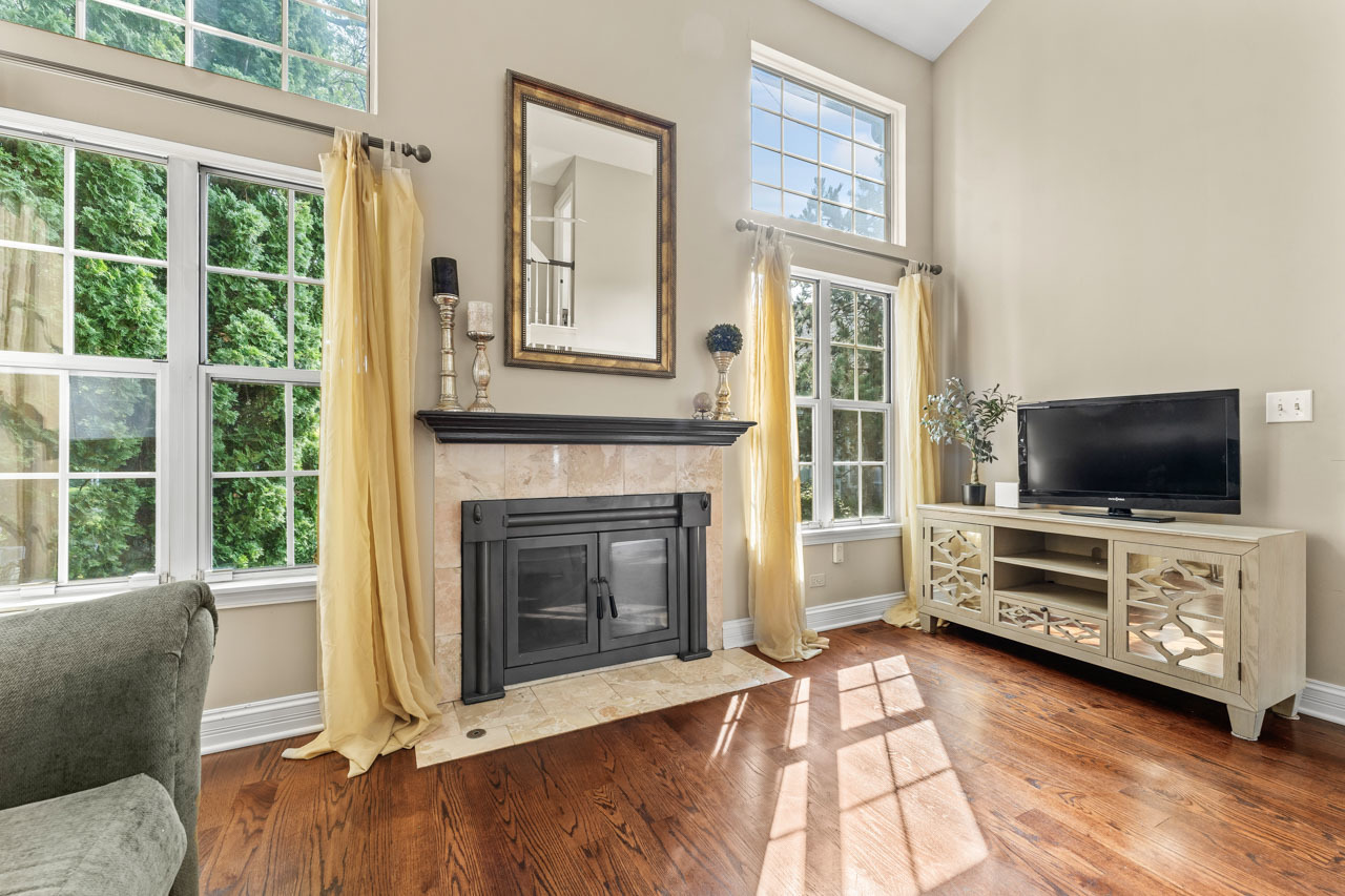 615 Kingsbridge Drive