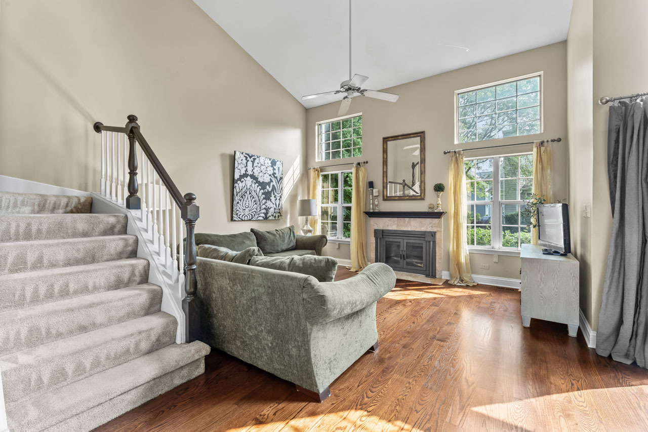 615 Kingsbridge Drive