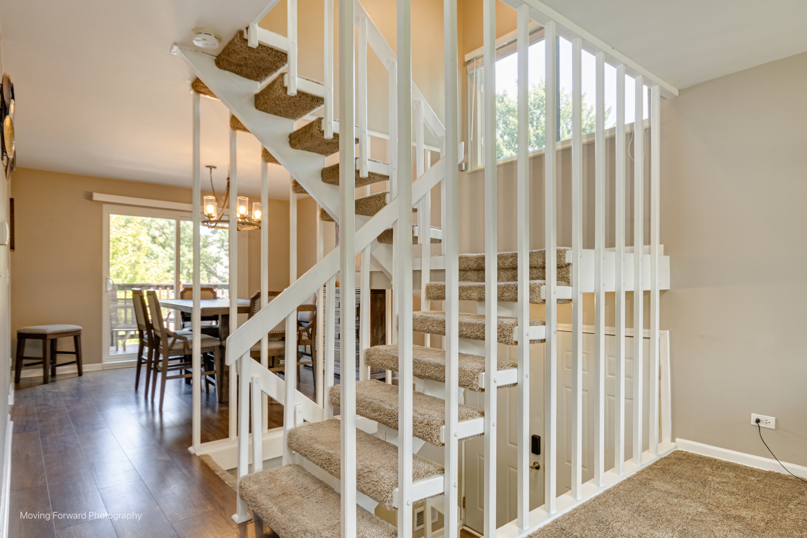 3S389 Chestnut Court