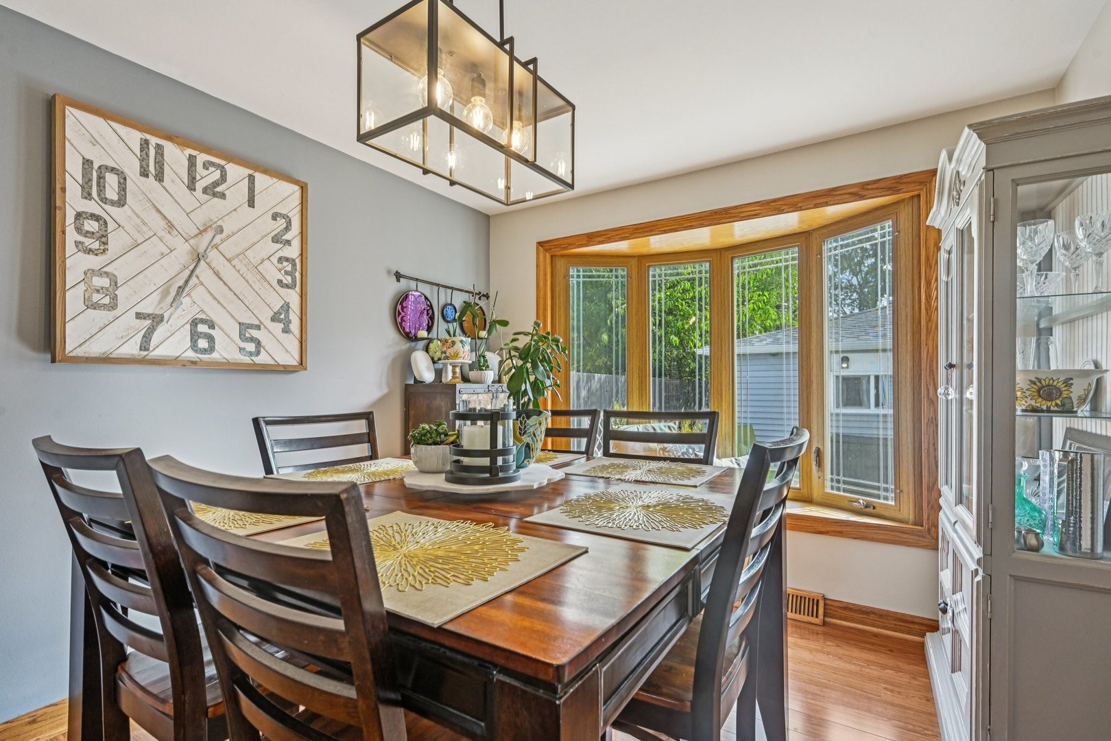 1143 S Edgewood Avenue