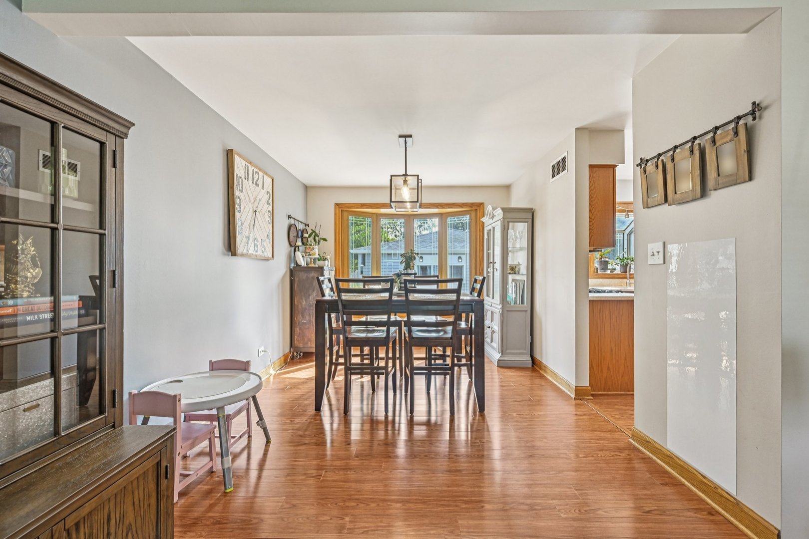 1143 S Edgewood Avenue