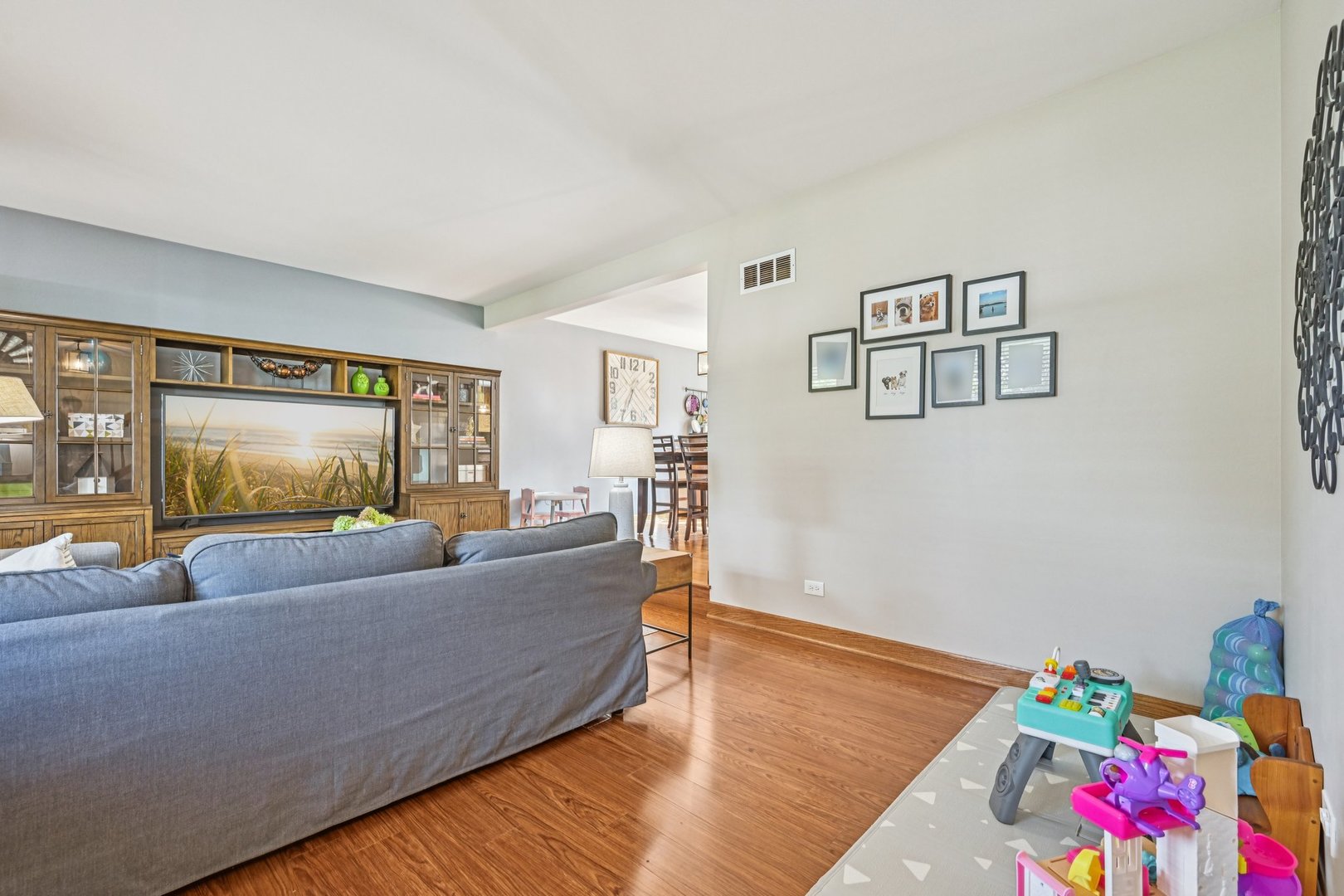 1143 S Edgewood Avenue