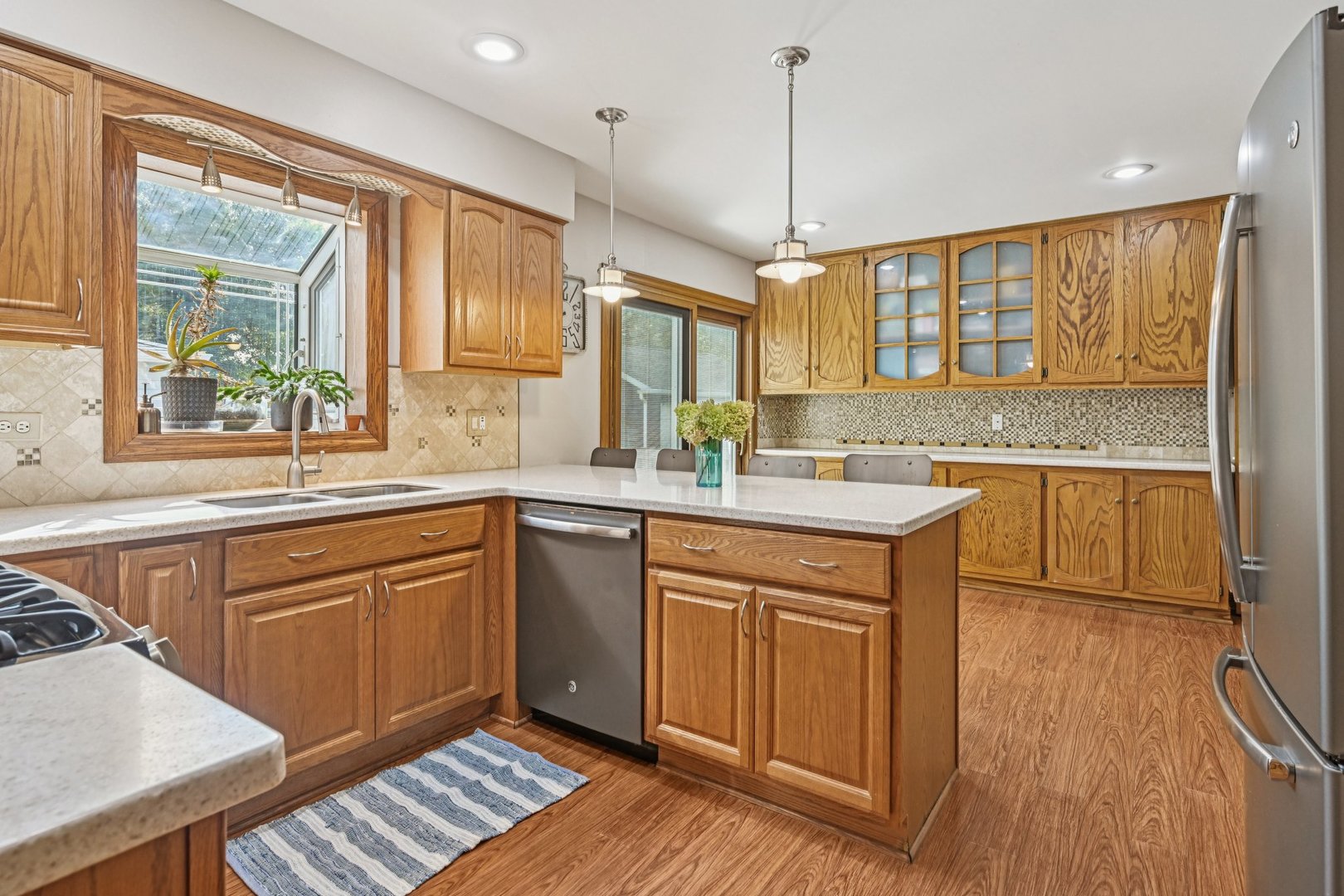 1143 S Edgewood Avenue