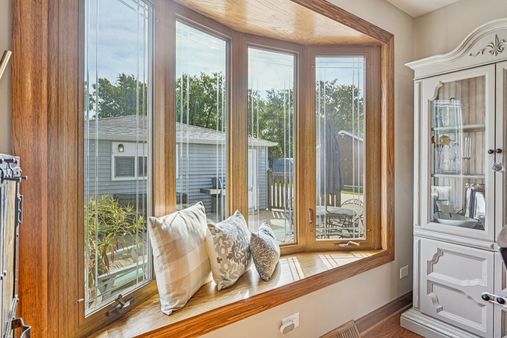 1143 S Edgewood Avenue