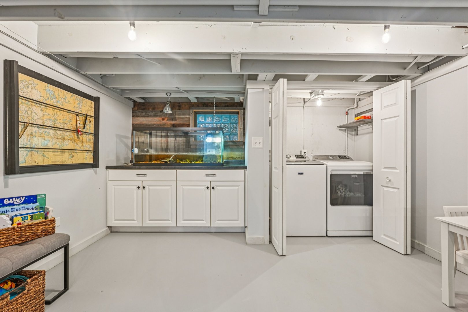 1143 S Edgewood Avenue