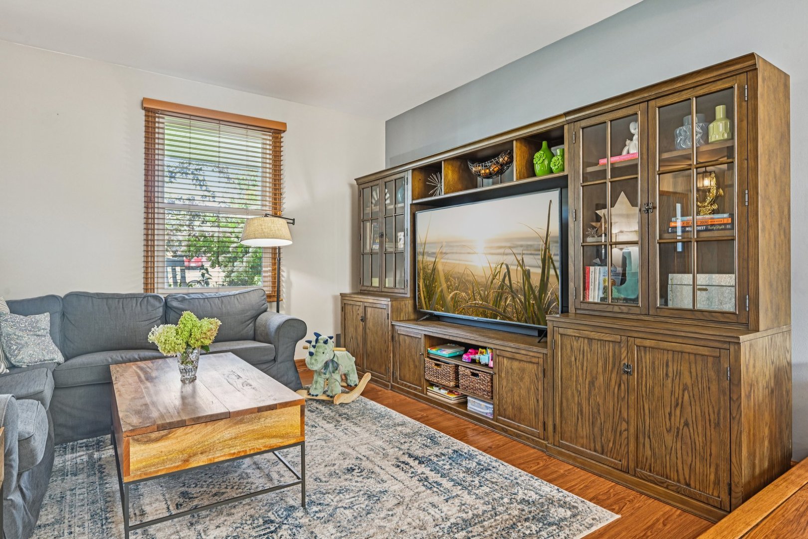 1143 S Edgewood Avenue