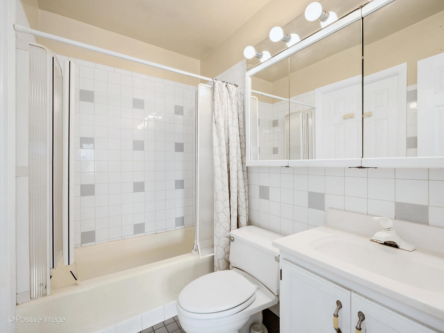 1393 WOODCUTTER Lane Unit: D