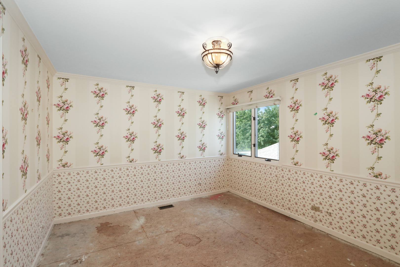 859 Saddlewood Drive