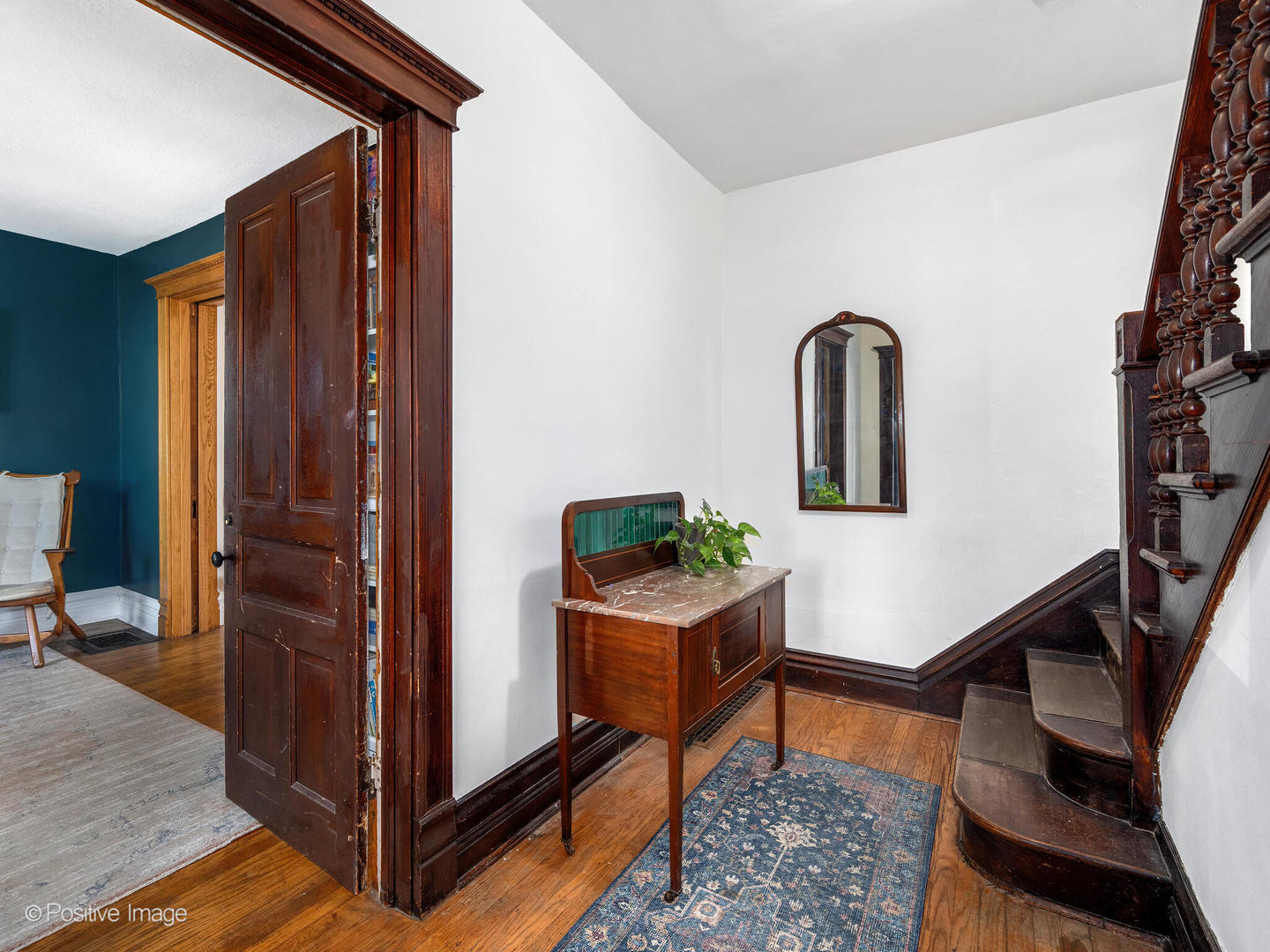 126 N Ellis Avenue N