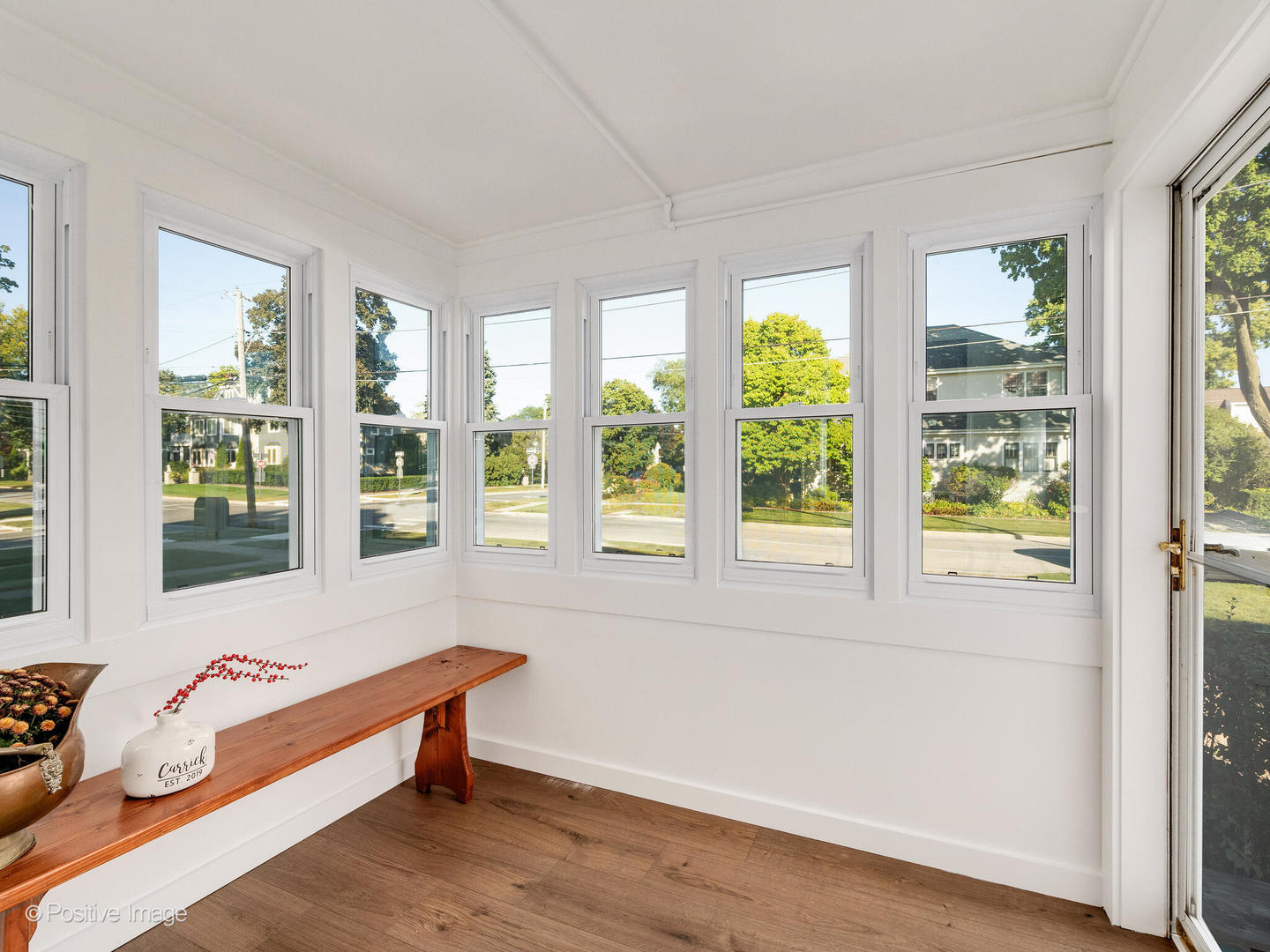 126 N Ellis Avenue N