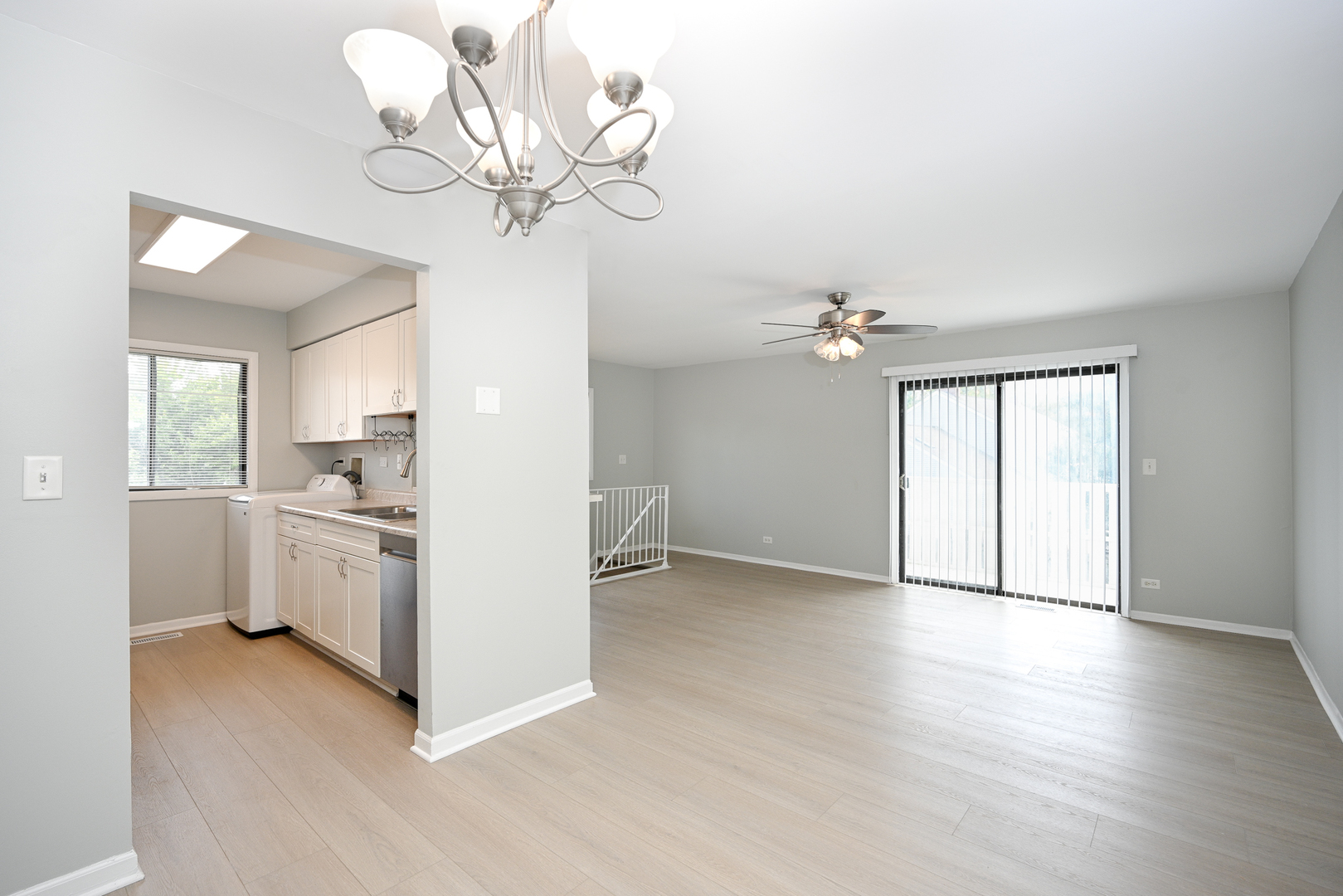 2S723 Winchester Circle Unit: 4