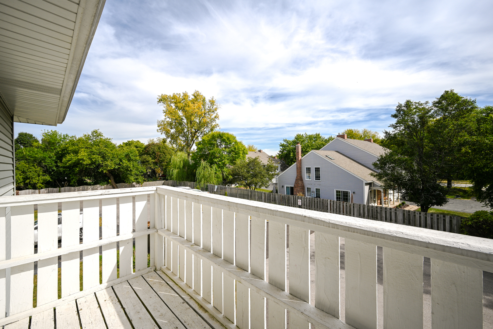 2S723 Winchester Circle Unit: 4