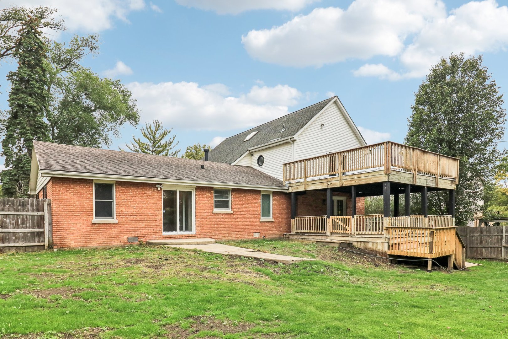 1039 S School Street