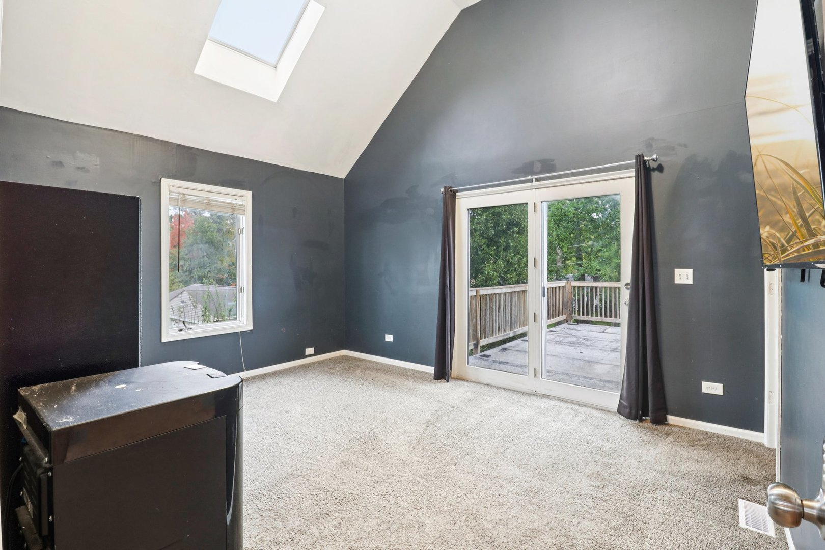 1039 S School Street