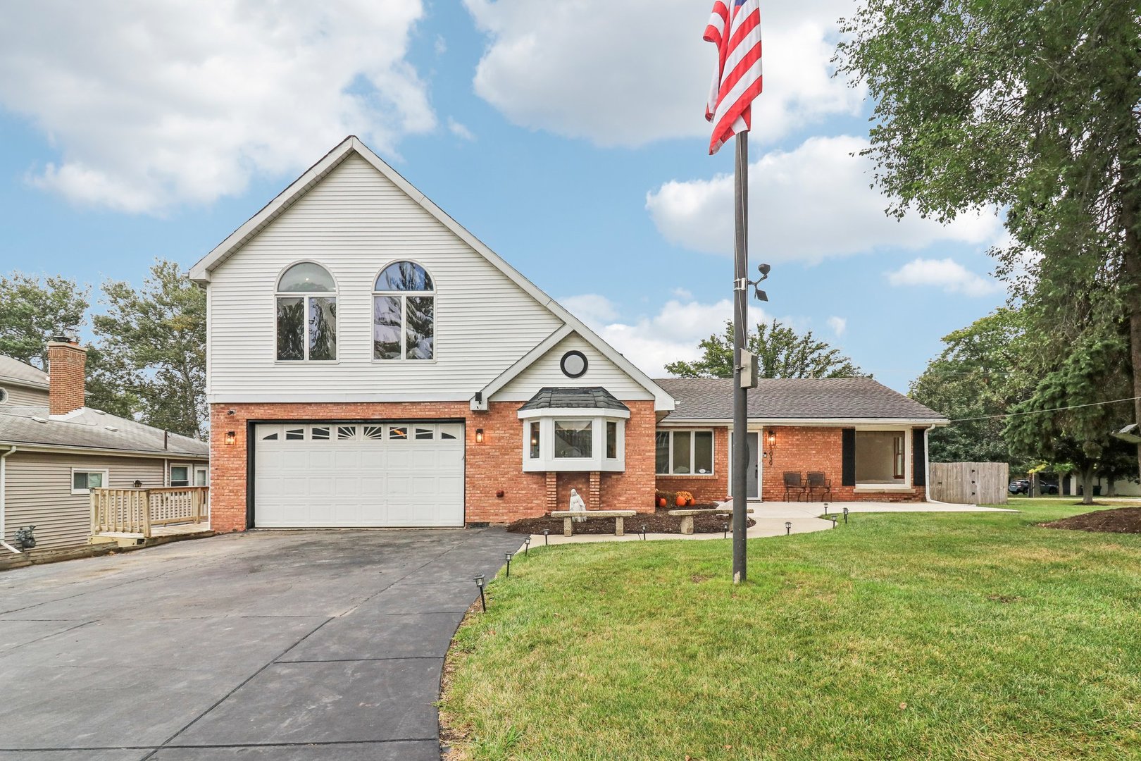 1039 S School Street