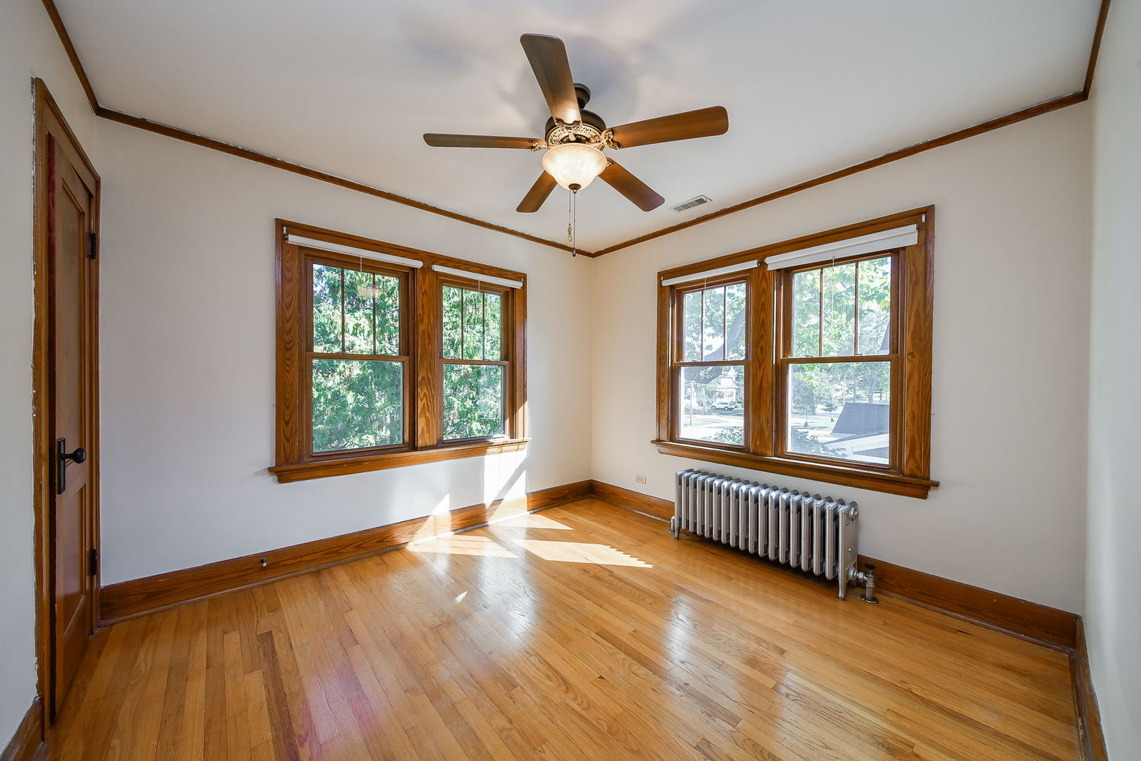 414 E Indiana Street