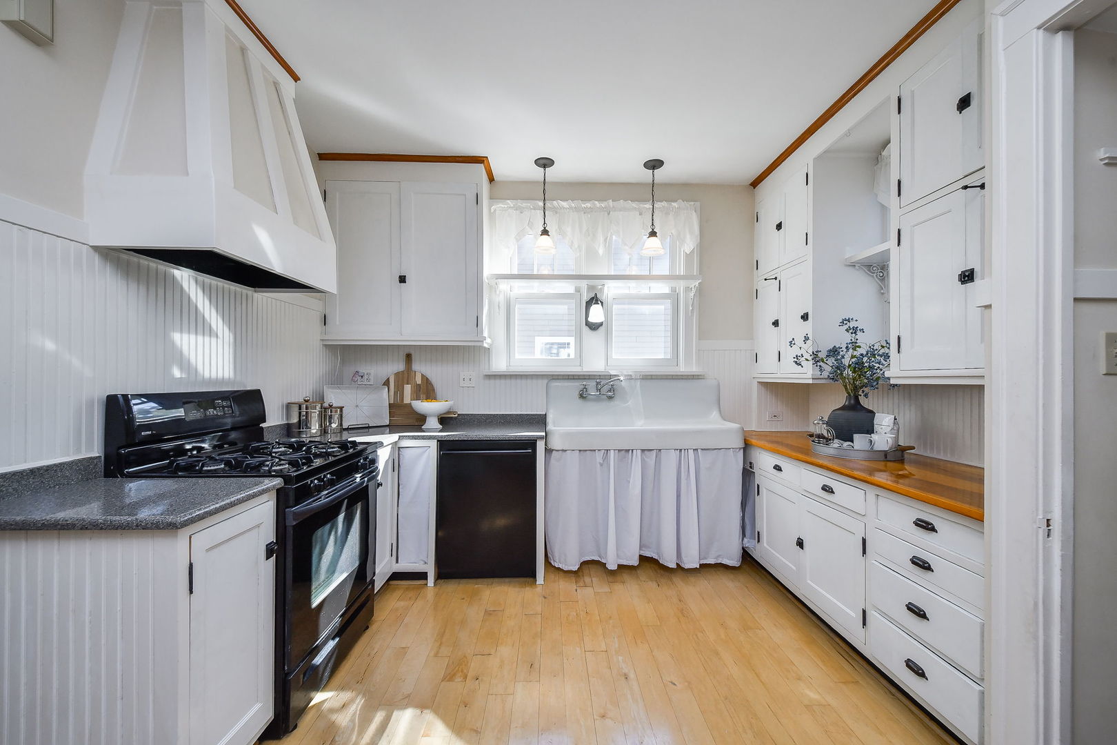 414 E Indiana Street