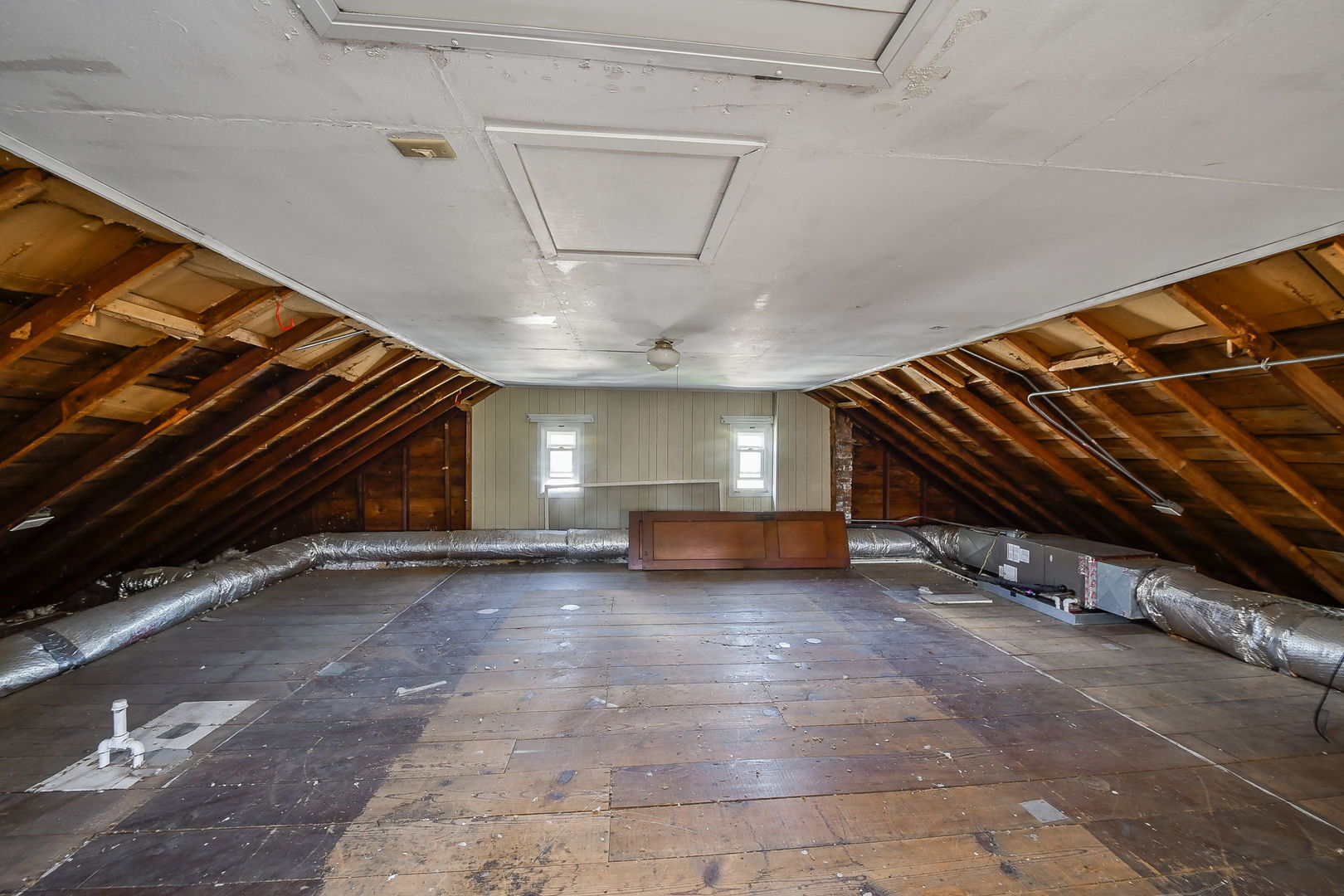 414 E Indiana Street