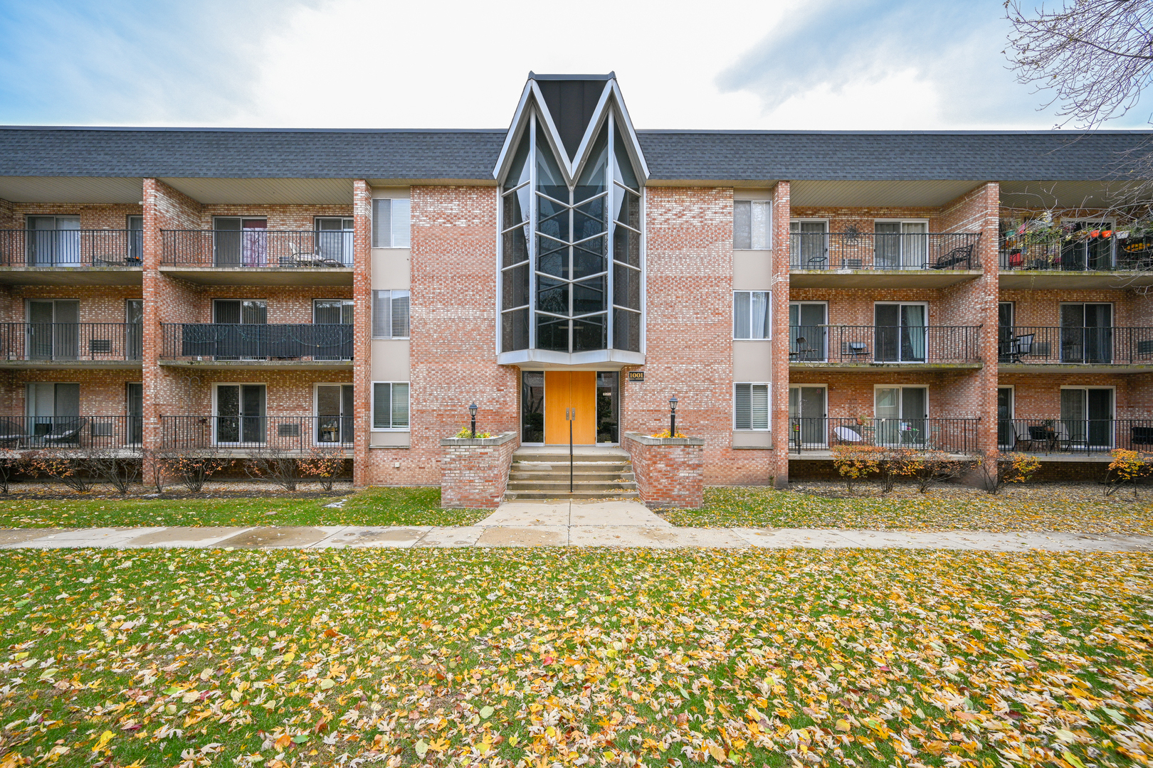 1001 N Mill Street Unit: 203