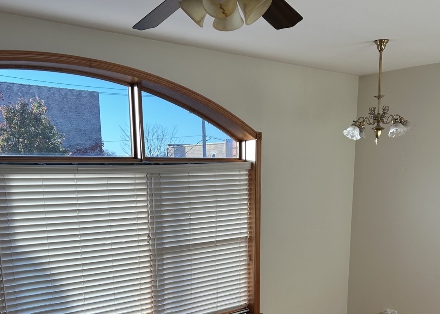 116 N Main Street Unit: 5