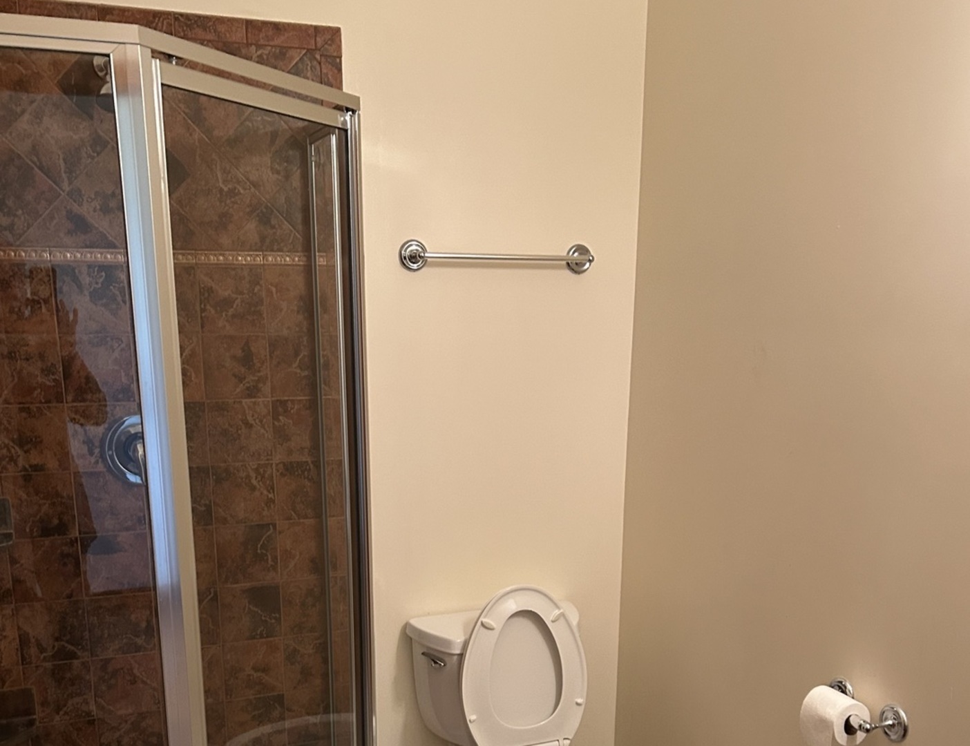 116 N Main Street Unit: 5