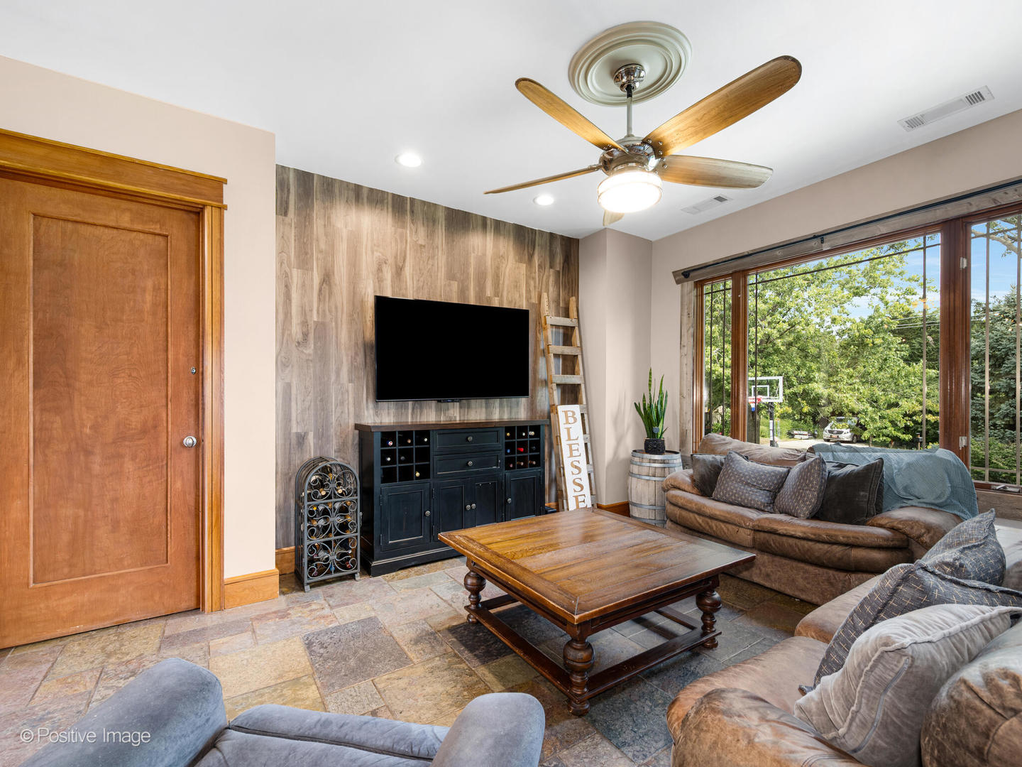 4218 Florence Avenue