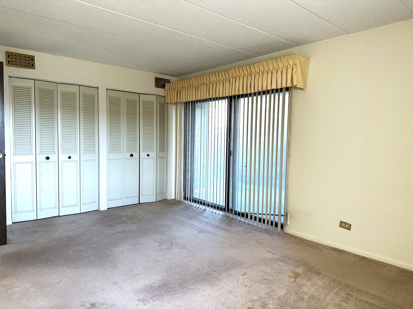 525 Timber Ridge Drive Unit: 107