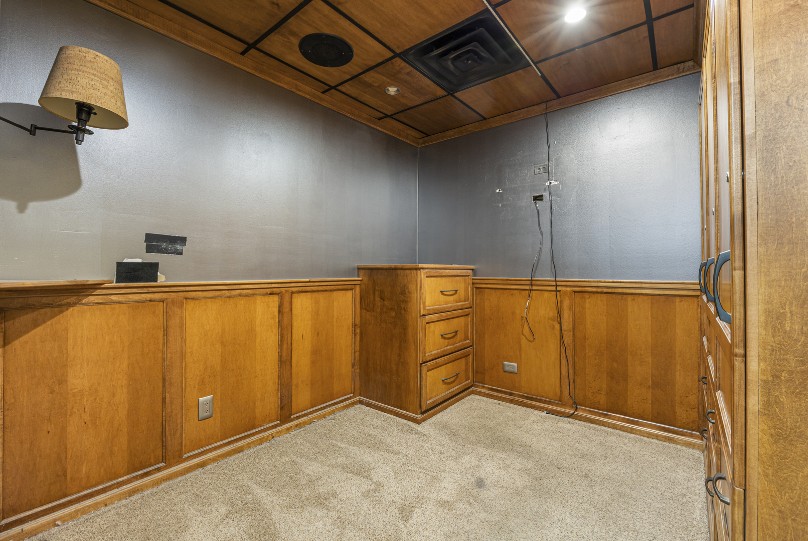 27W530 High Lake Avenue