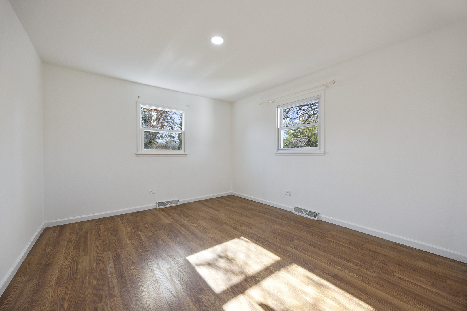 2N238 Highland Avenue