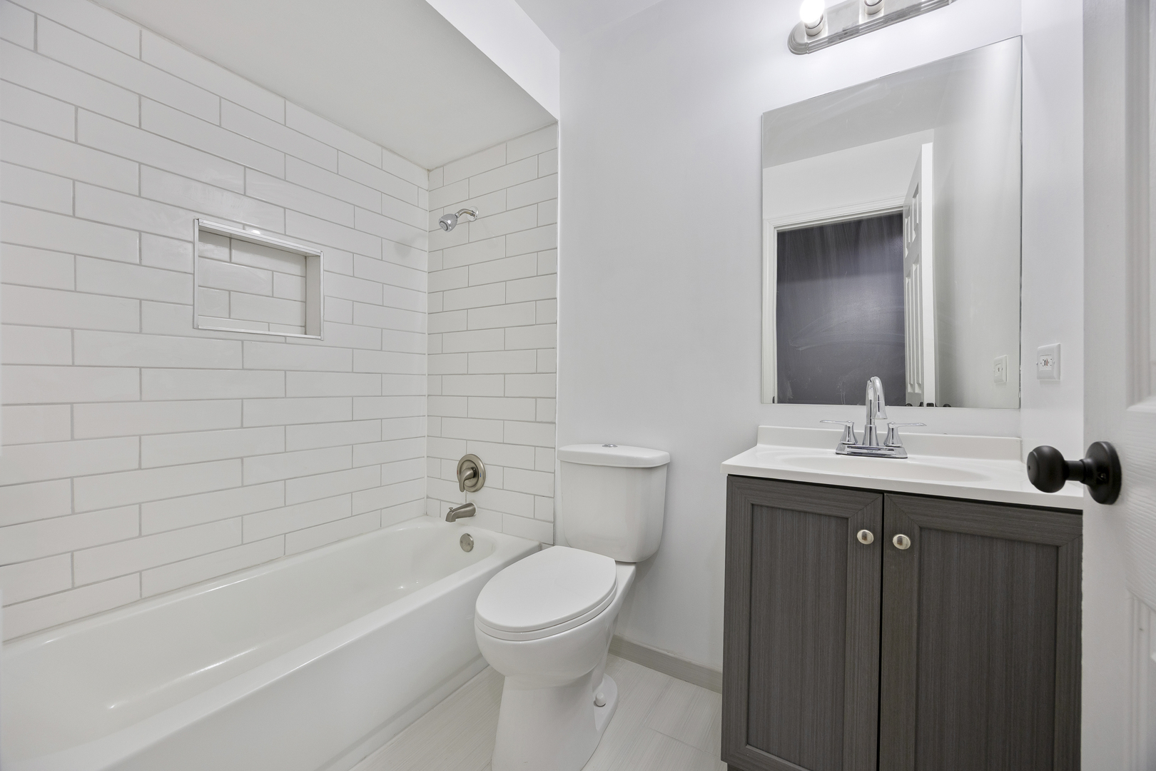 2N238 Highland Avenue