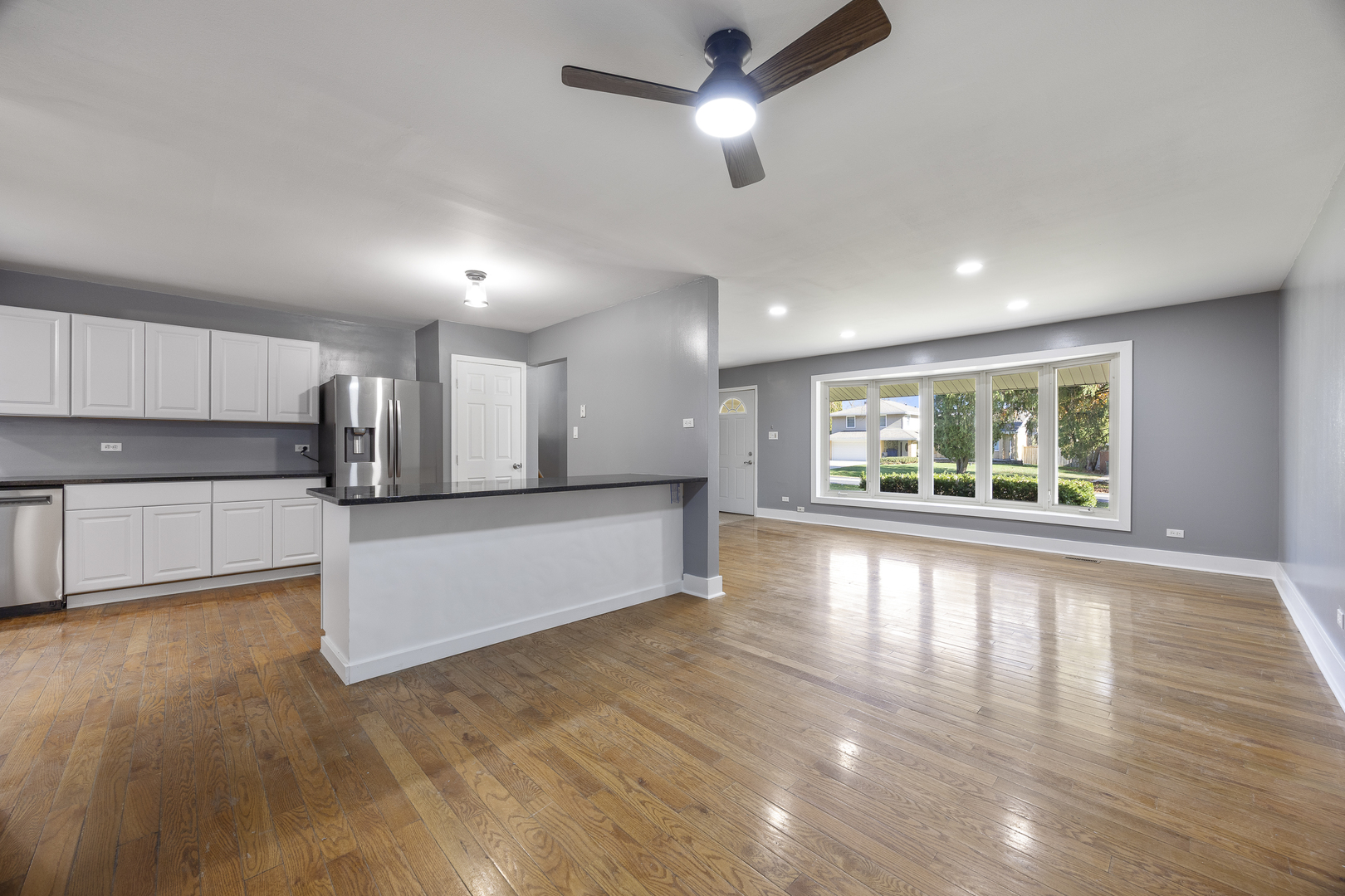 2N238 Highland Avenue