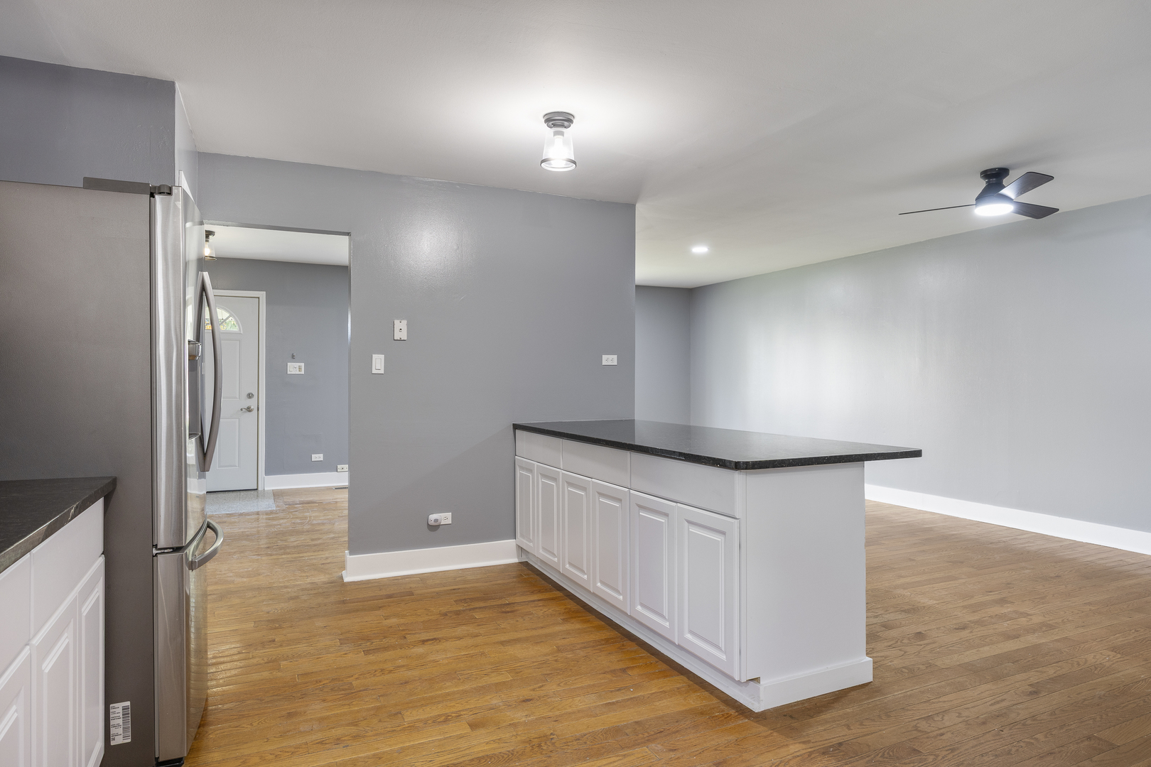 2N238 Highland Avenue