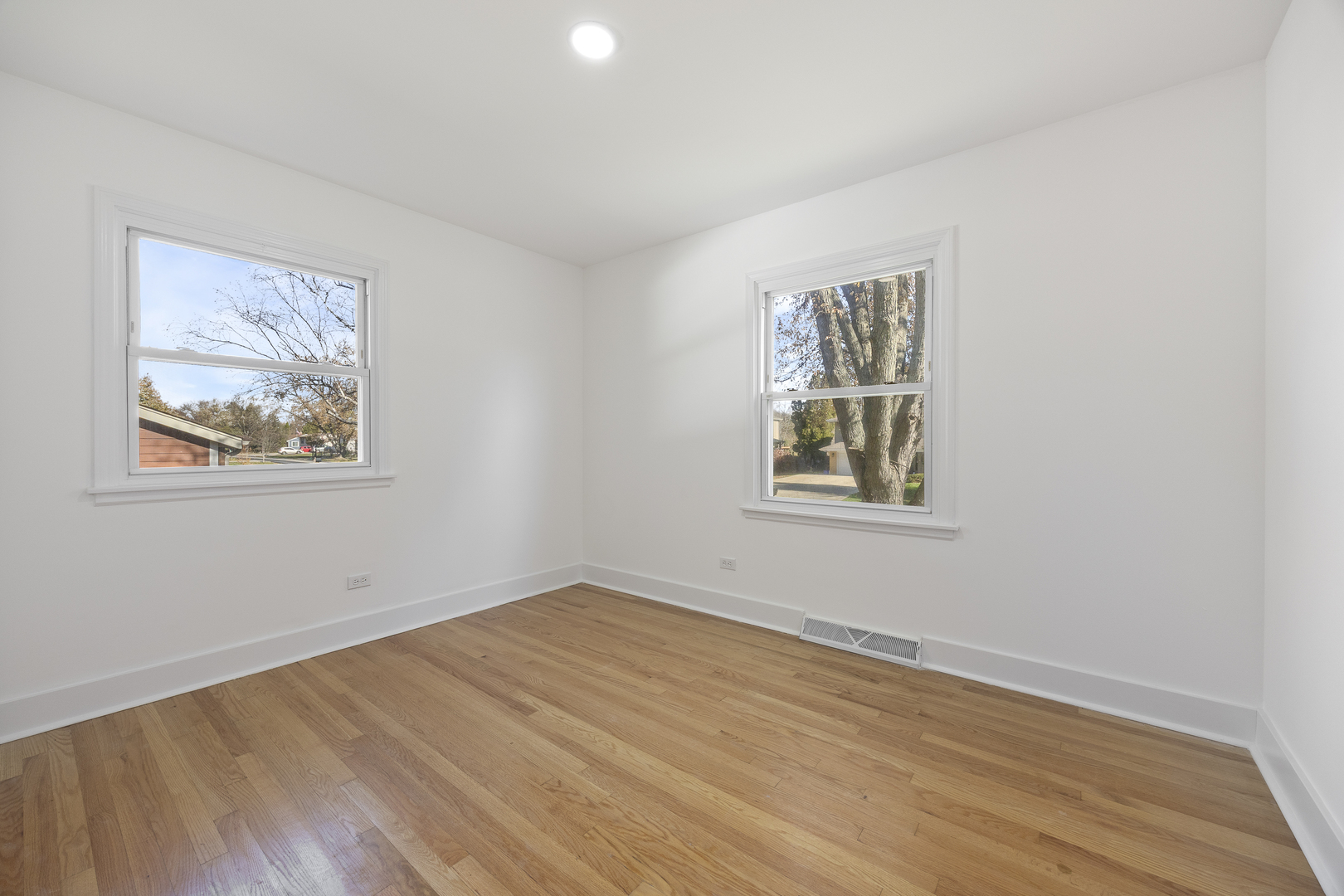 2N238 Highland Avenue