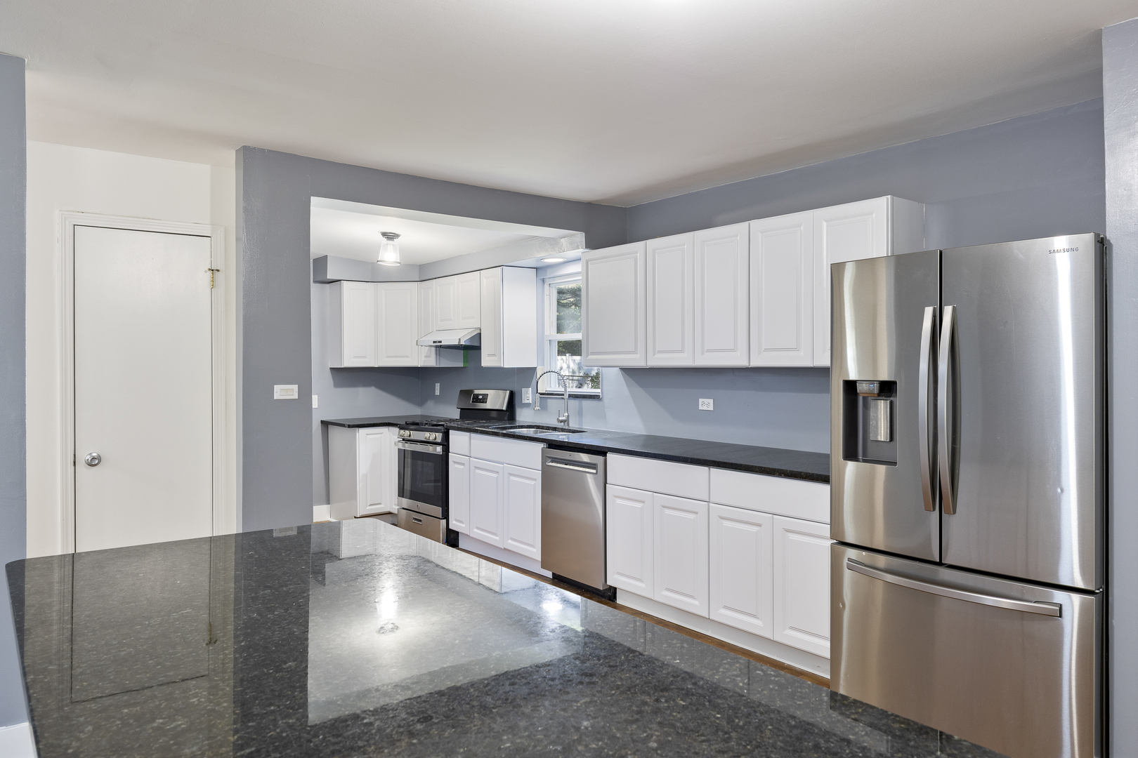 2N238 Highland Avenue