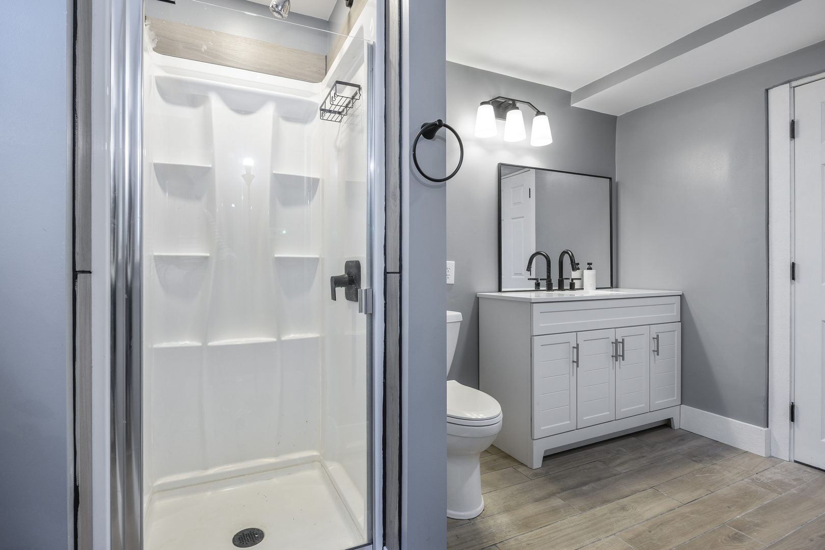 2N238 Highland Avenue