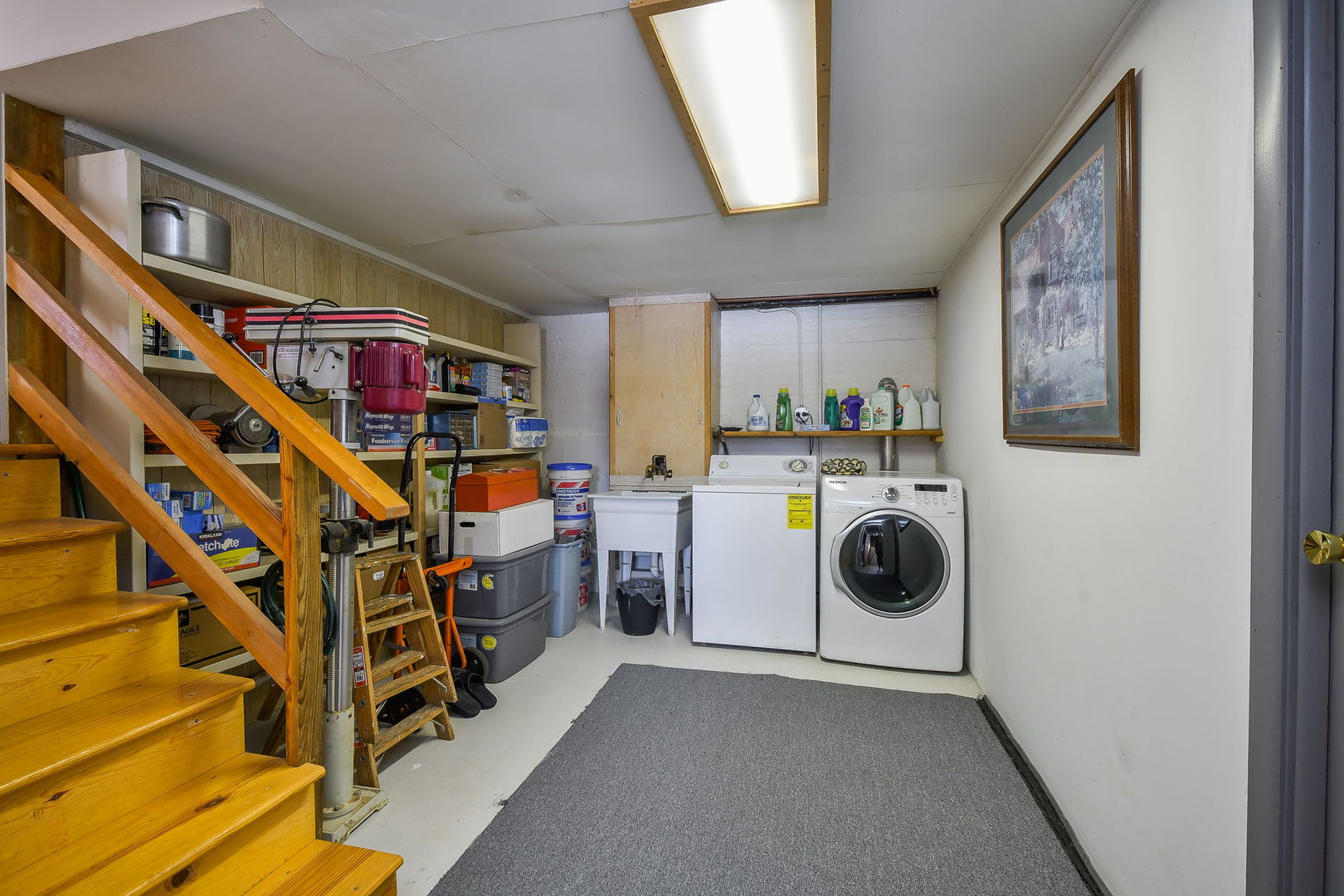 22W417 Tamarack Drive