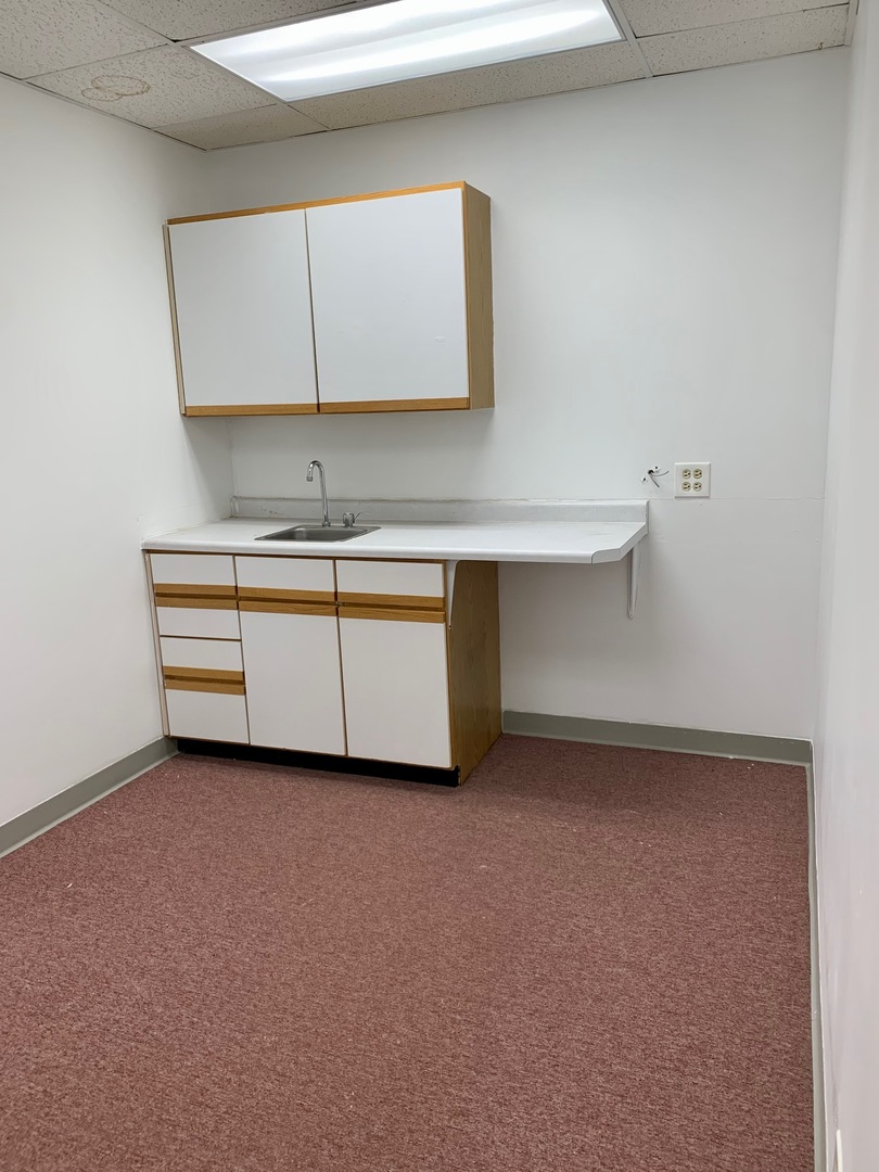 27W281 Geneva Road Unit: D-J