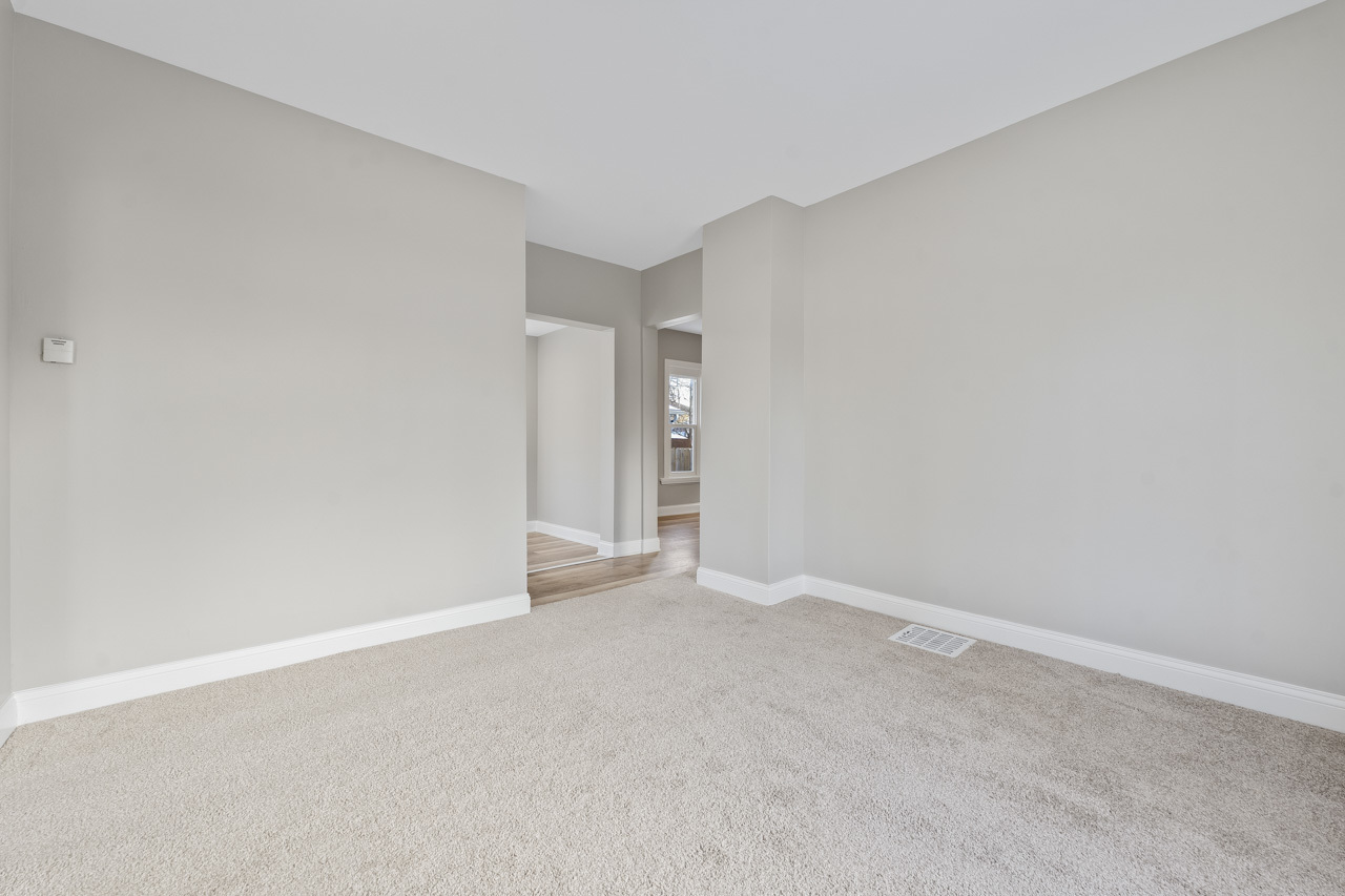 418 W Illinois Avenue